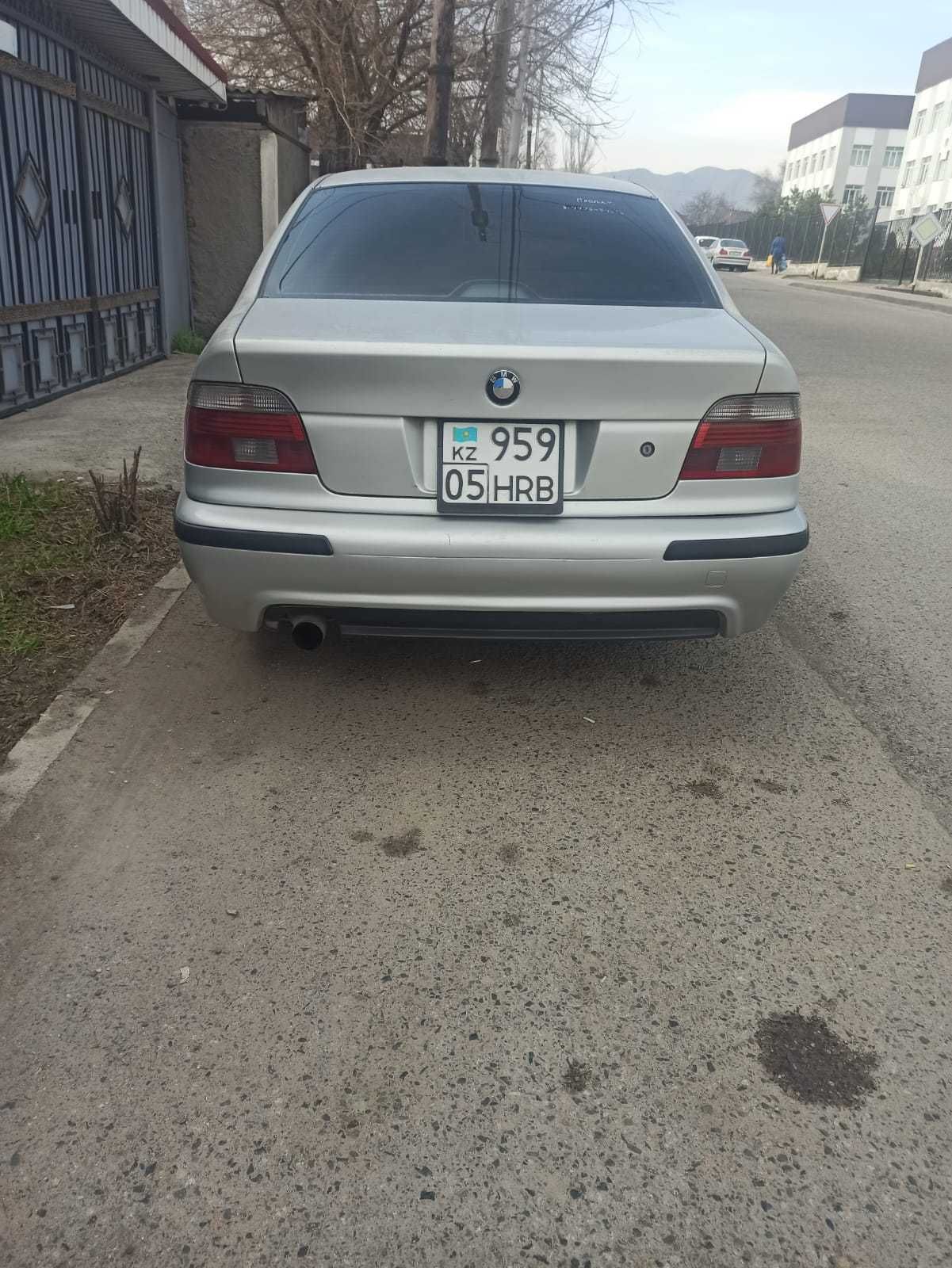Продам BMW E39 в хорошем состояний