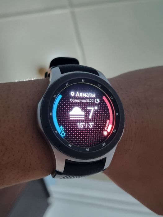 Срочно продам смарт часы