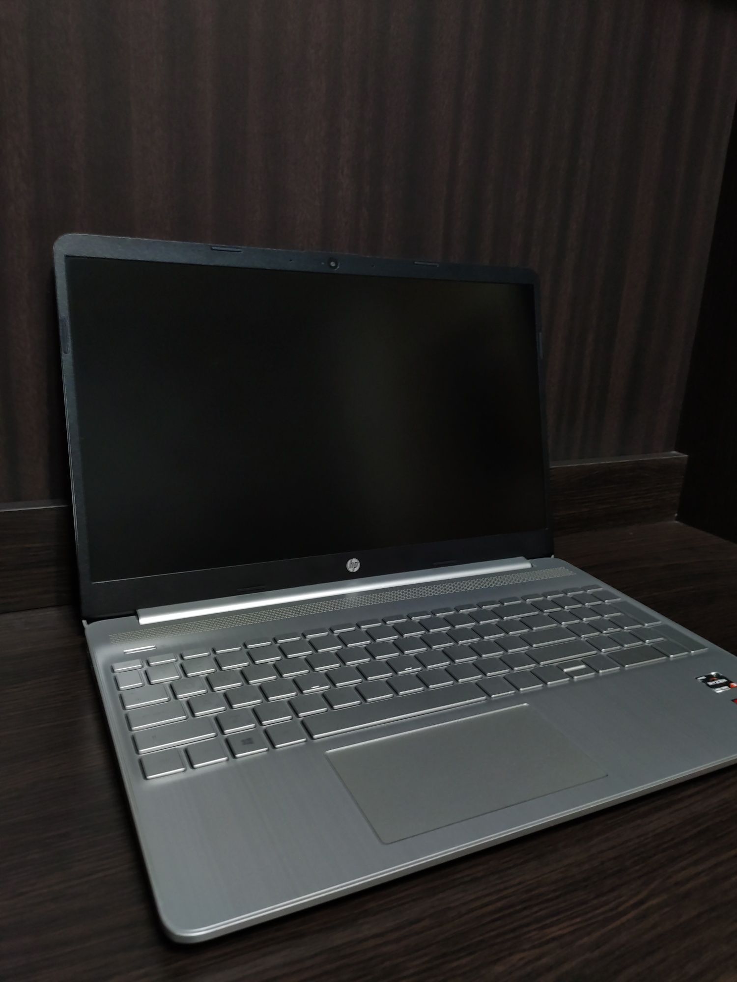 В отличном состоянии ноутбук HP 15s-eq1xxx