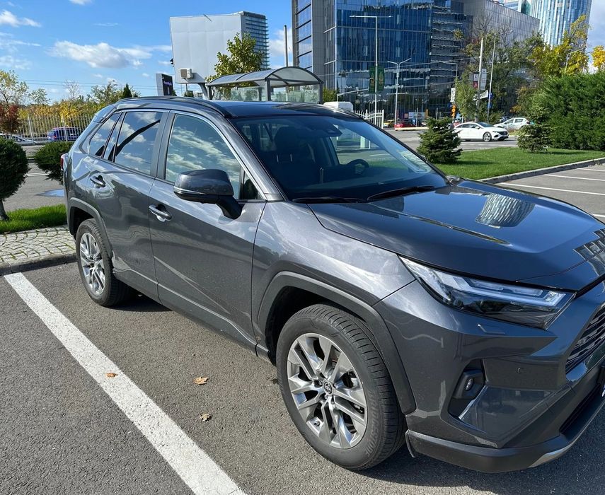 Toyota RAV4 RAV4 Luxury Premium Hybrid AWD
