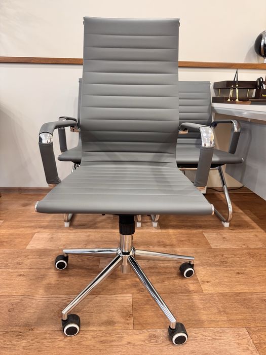 Продам кресла для офиса