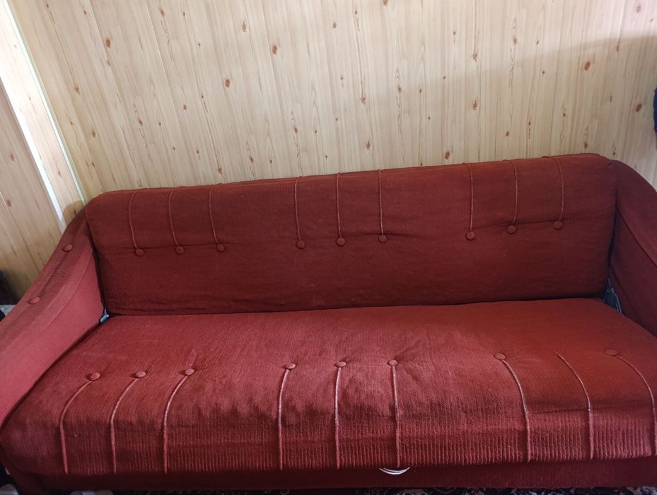 Divan katta holatdagi uslubda
