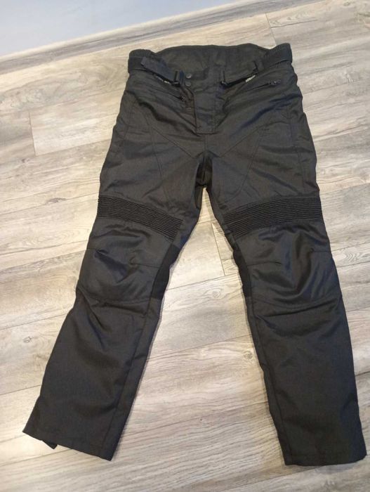 продавам мото панталон