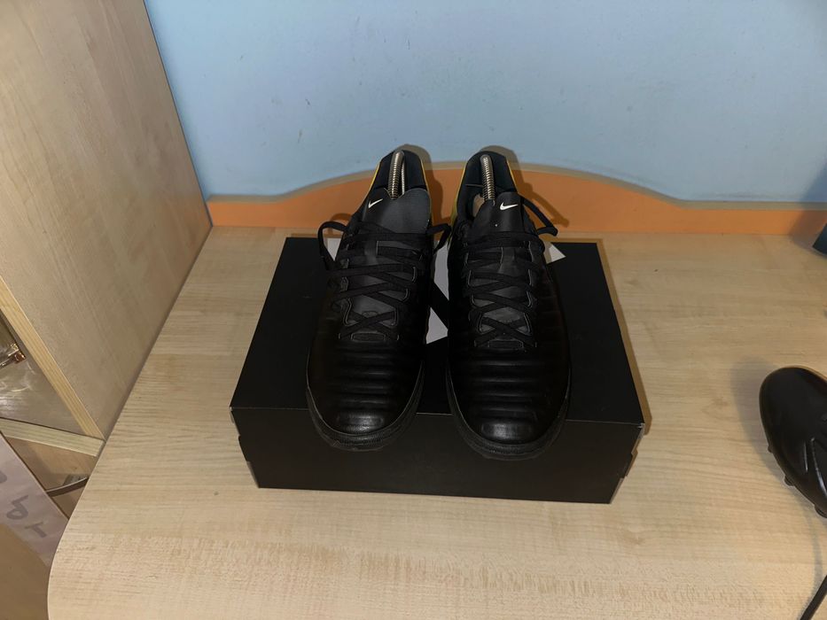 Футболни обувки за изкуствен терен Nike Маратонки TIEMPOX RIO