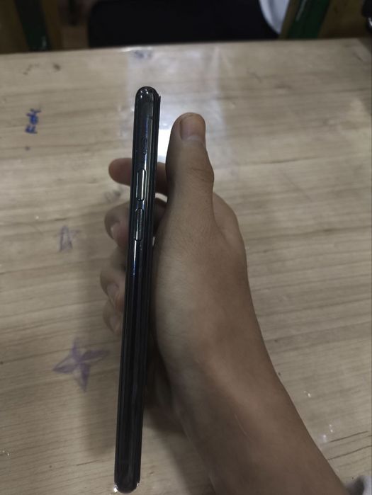 Iphone 11 pro kami bor srochna