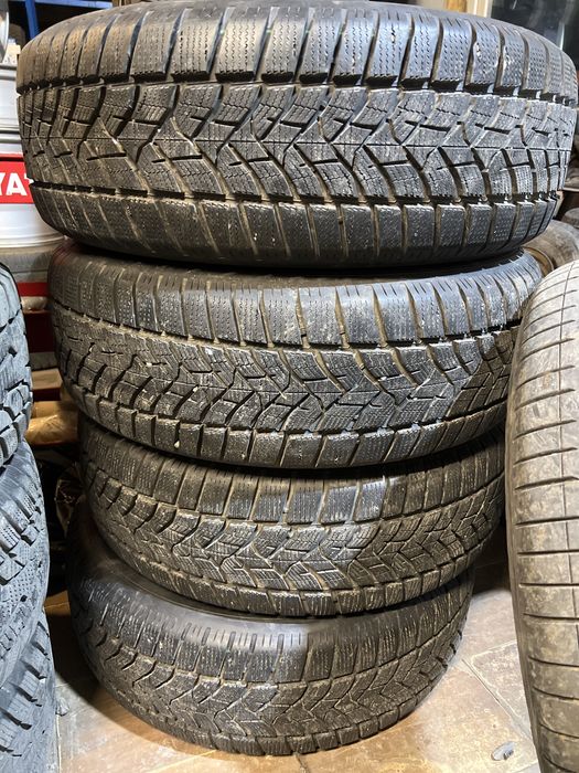 Anvelope 235/65R17-Dunlop-Dot 2023