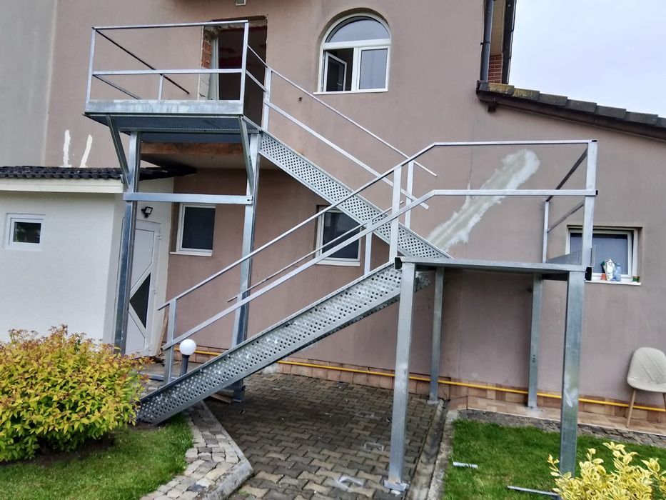 Scara metalica zincata  facem și montaj