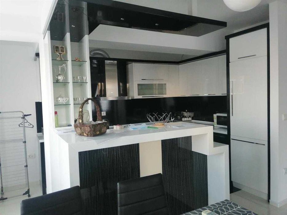 Дава се под наем Двустаен апартамент в Бургас, Славейков - 57 кв.м за 204 € - Снимка #4