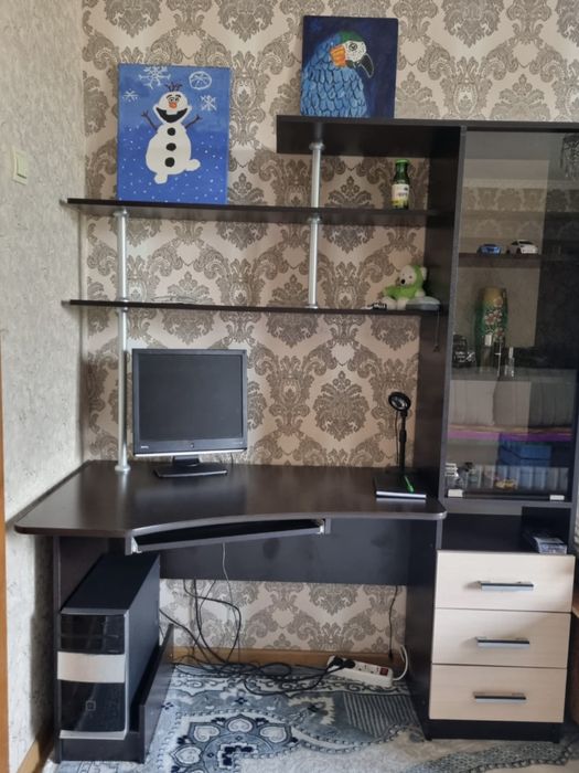 Шкаф,тумбочки с компьютером новый
