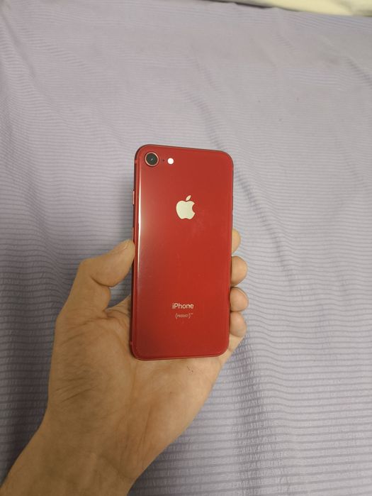 Продам iPhone 8 в отличном состоянии