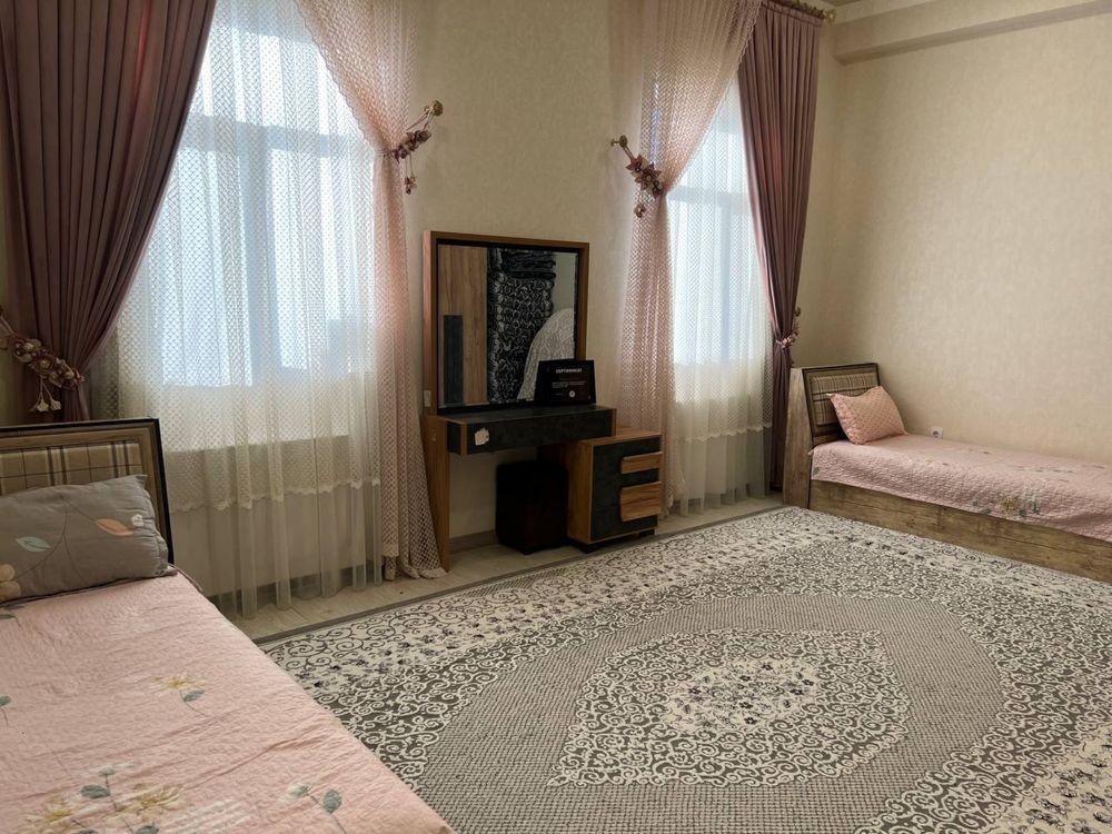 Продаётся 6-и комнатная квартира в Центре г.Чирчика