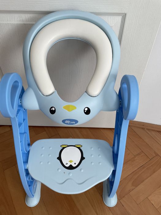 Reductor pentru toaleta cu scarita Little Mom Pinguin Blue
