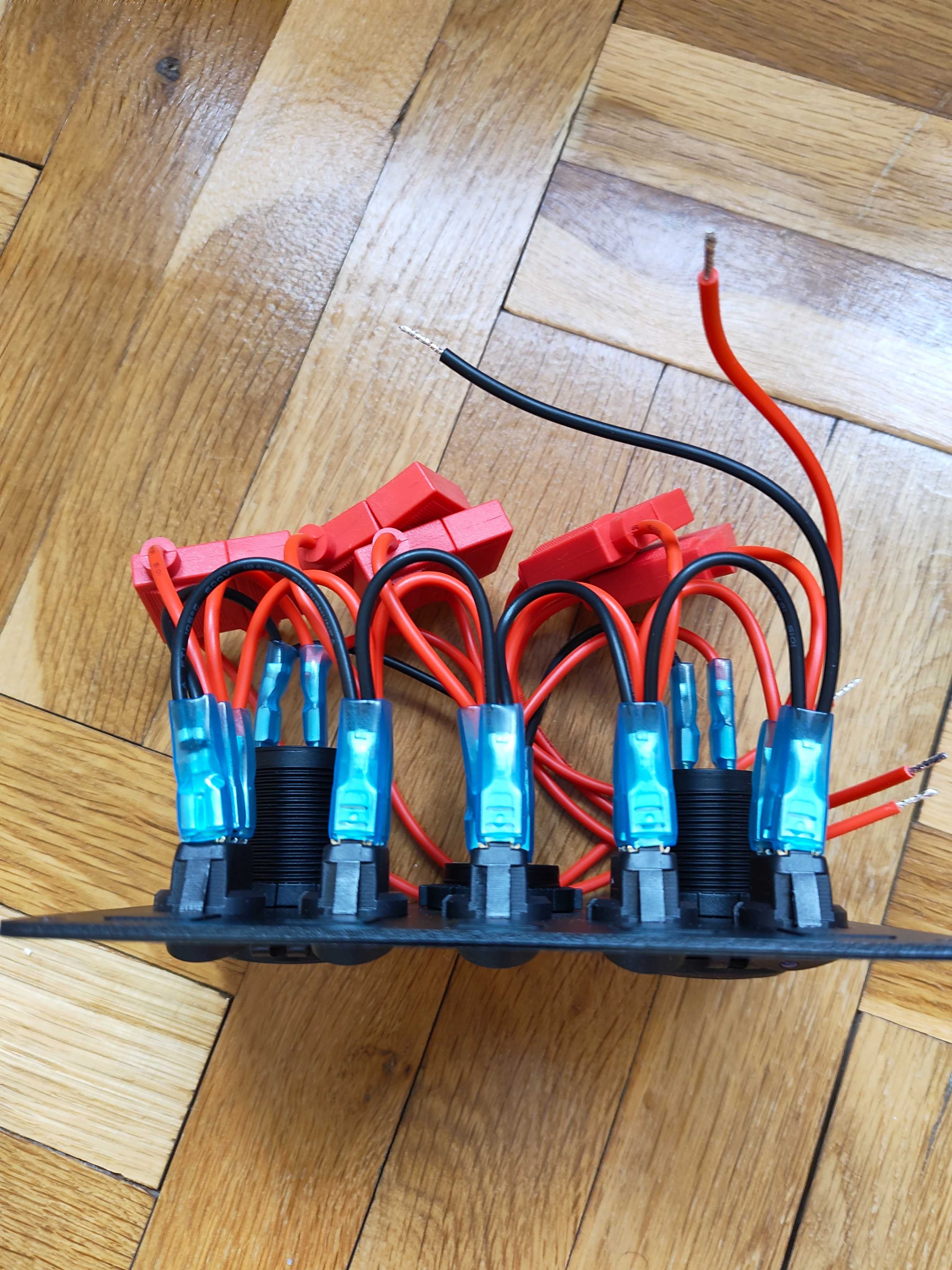 Solar Charge Controller + Remote Meter + parts for RV/ Campervan