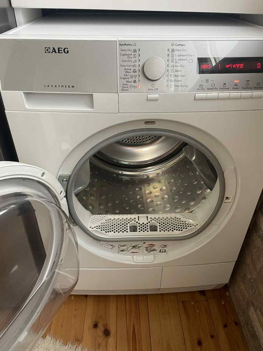 Сушилня AEG 8kg.