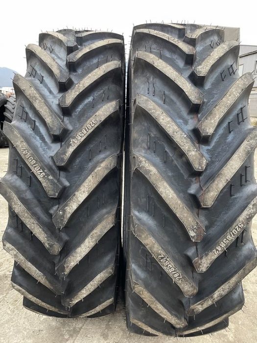 LICHIDARE DE STOC! 520/85R42 Radiale Rusesti Anvelope agricole 20.8-42