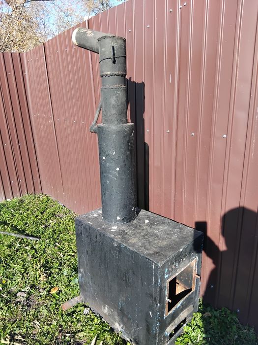 Продам котёл , срочно.