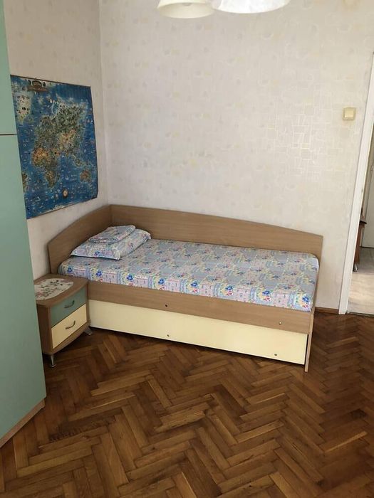 Дава се под наем Двустаен апартамент в Бургас, Лазур - 68 кв.м за 510 € - Снимка #1