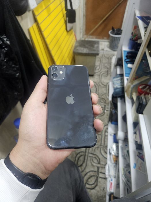 Iphone 11 256gb 88% feys bor  200$