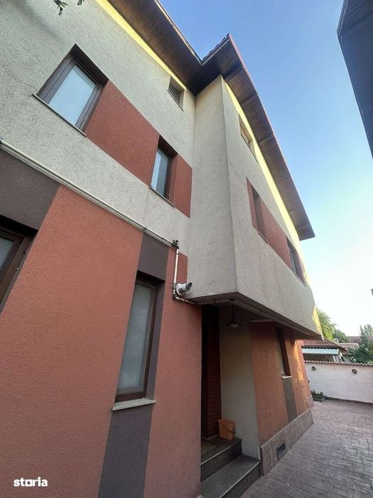 Casa p+1 + mansarda, 240mp utili,mobilata complet,singur curte,parcare