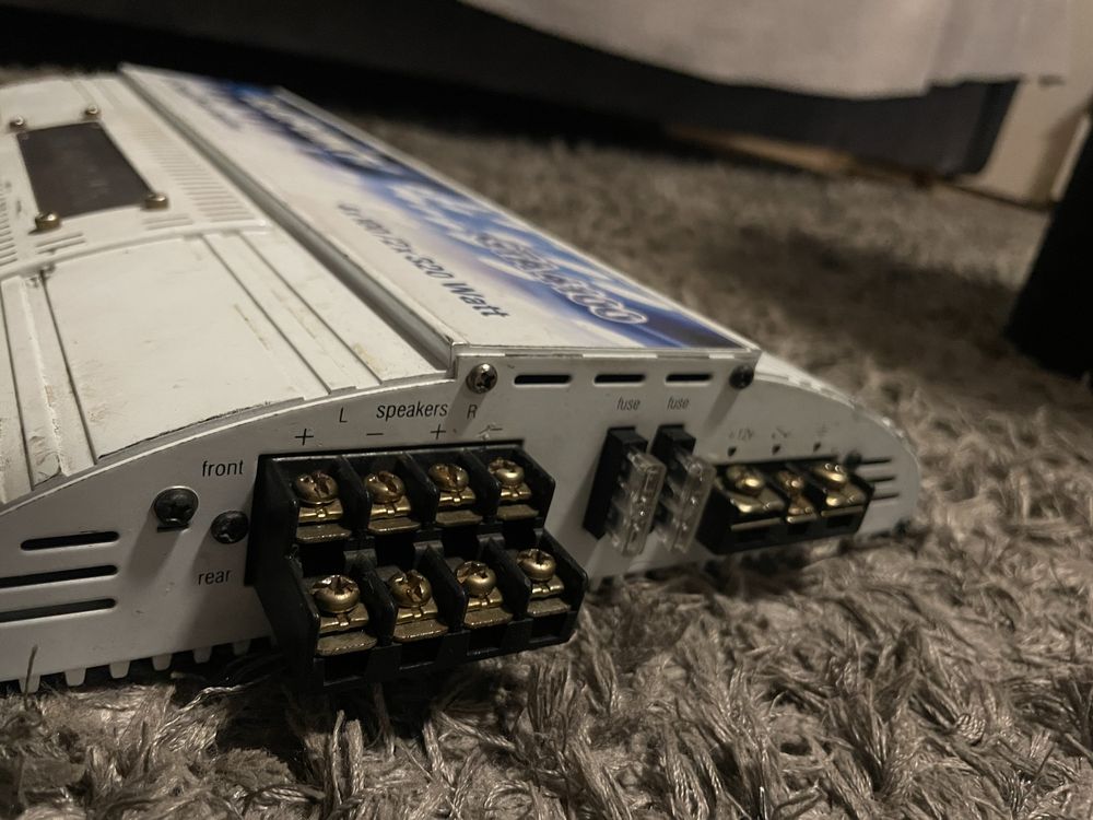 Subwoofer alpine si amplificator blaupunkt