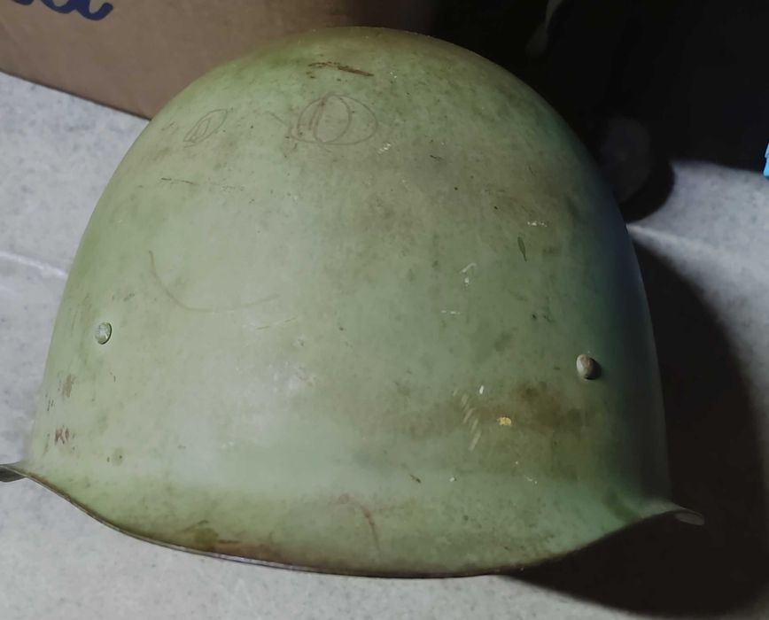 Каска военная,солдатская