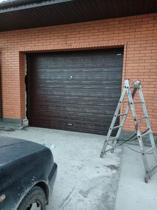 Ворота гаражные автоматические, шлагбаумы, ролставни, секционные ворот