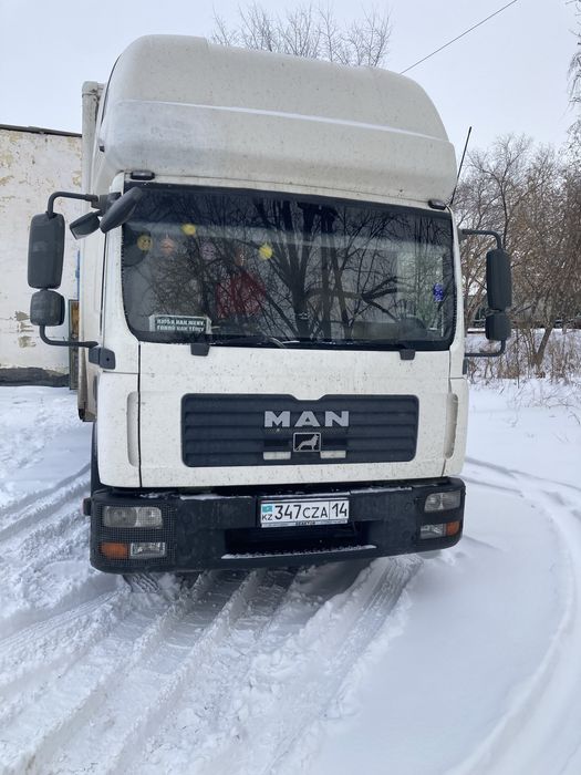Автомобиль Ман Тгл 12-210