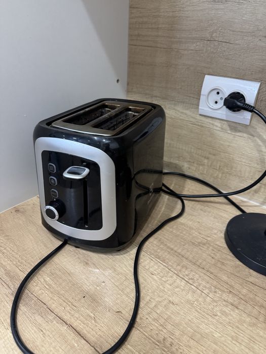 Тостер Elektrolux