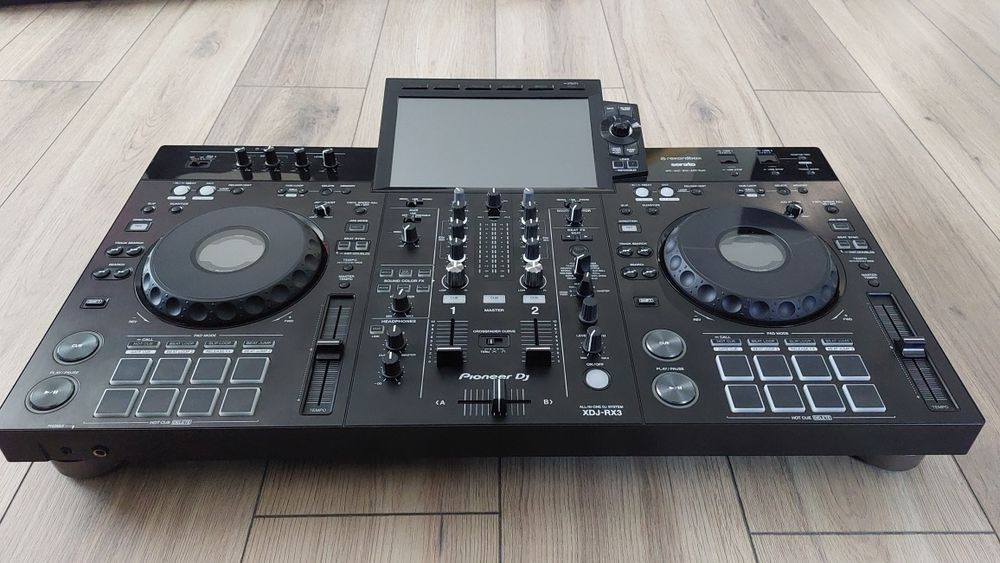 Pioneer XDJ RX3 All in one DJ System