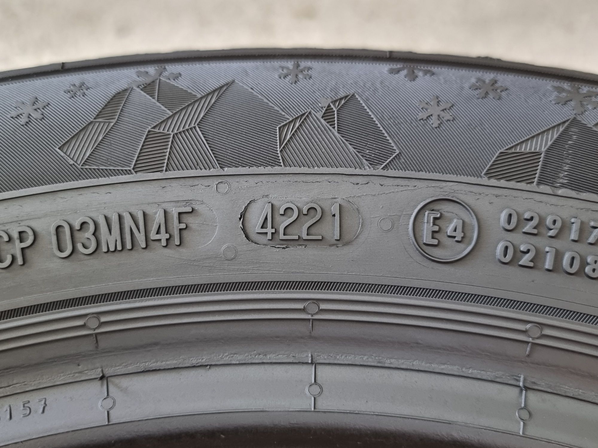 205/55/16 Semperit 4Броя: 300лв 7мм