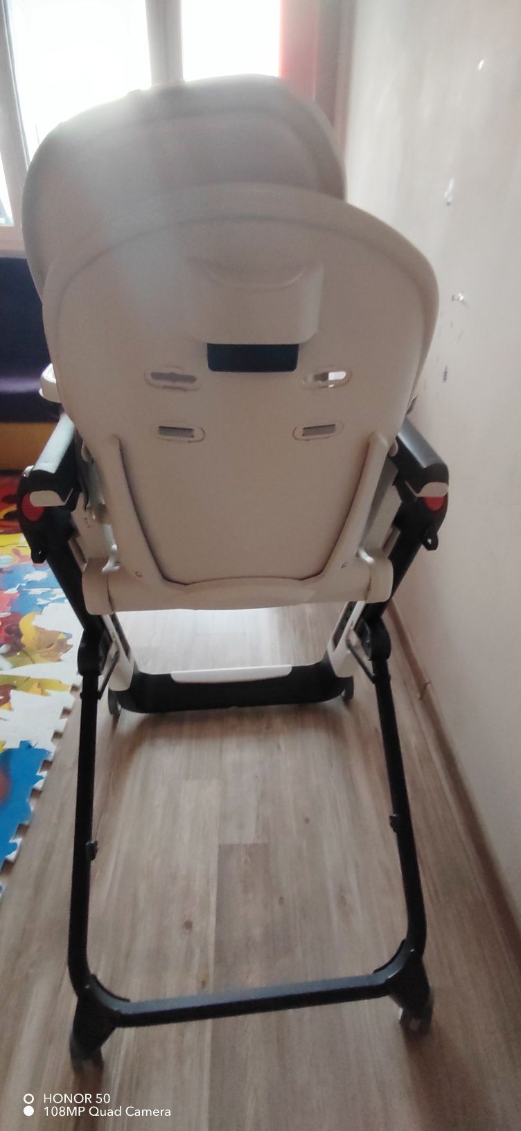 Детски стол за хранене Peg Perego Siesta Follow me.