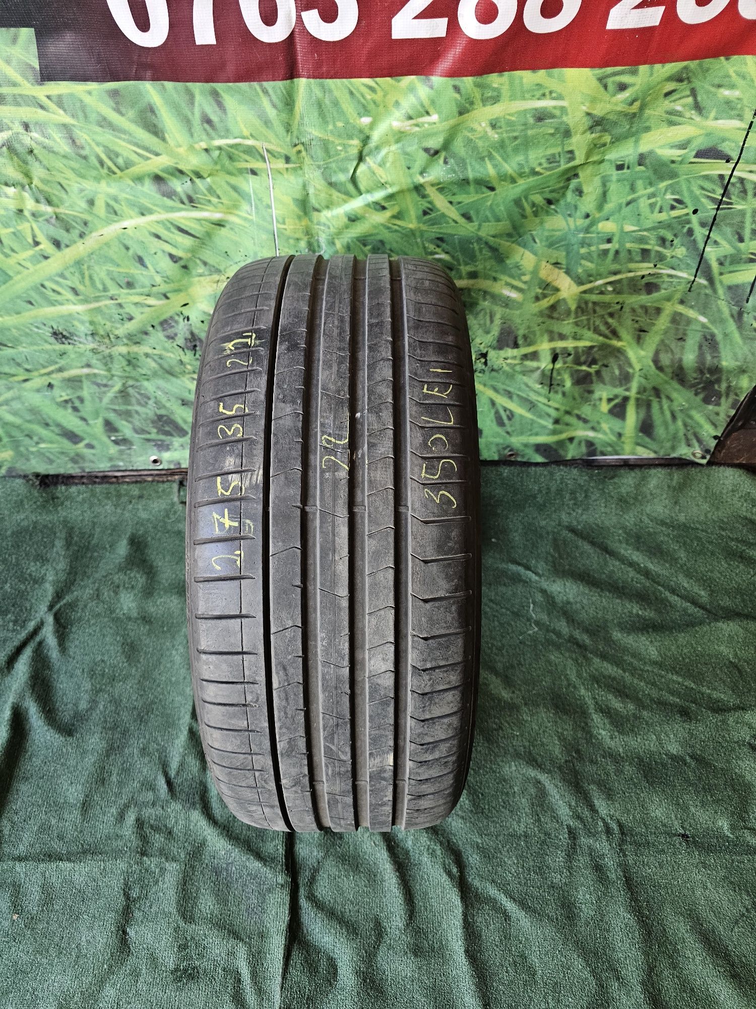 1x 275 35 22 vara pirelli