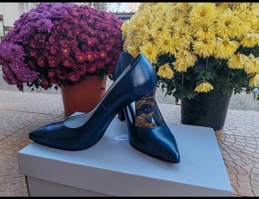 Pantofi piele Coryllus, mărimea 40, toc 10 cm