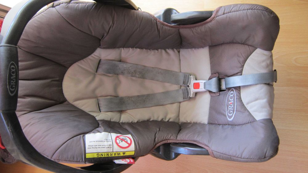 Scaun auto Graco, copii 1 - 2 ani, model scoica cu suport Isofix