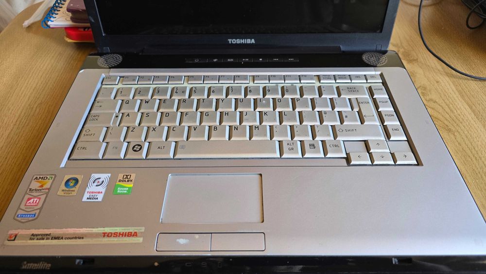 Laptop Toshiba Satellite A210 15,4" pentru piese
