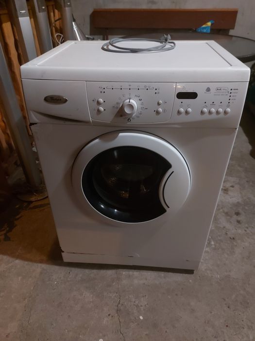 Vand Urgent Whirlpool 199 LEI Pentru Piese