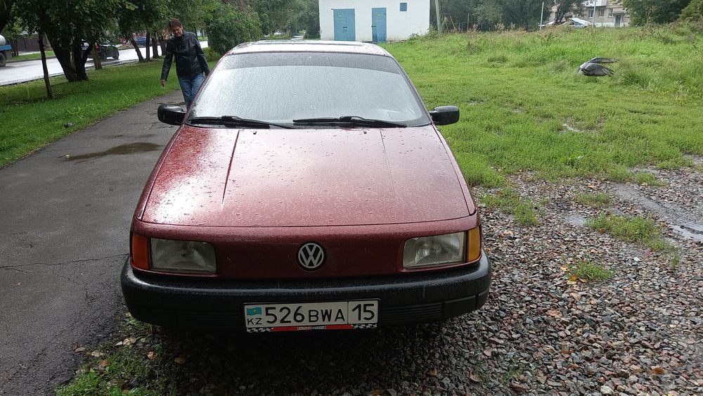 Продам машину 1.7 тг