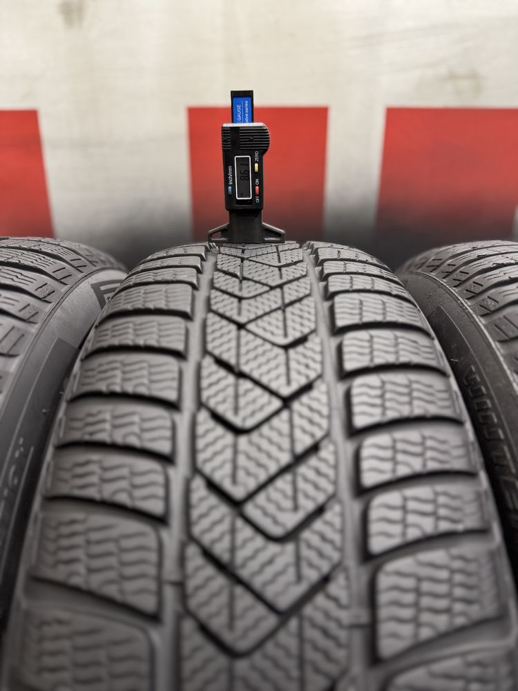 225 55 17, Зимни гуми, Pirelli SottoZero3, 4 броя