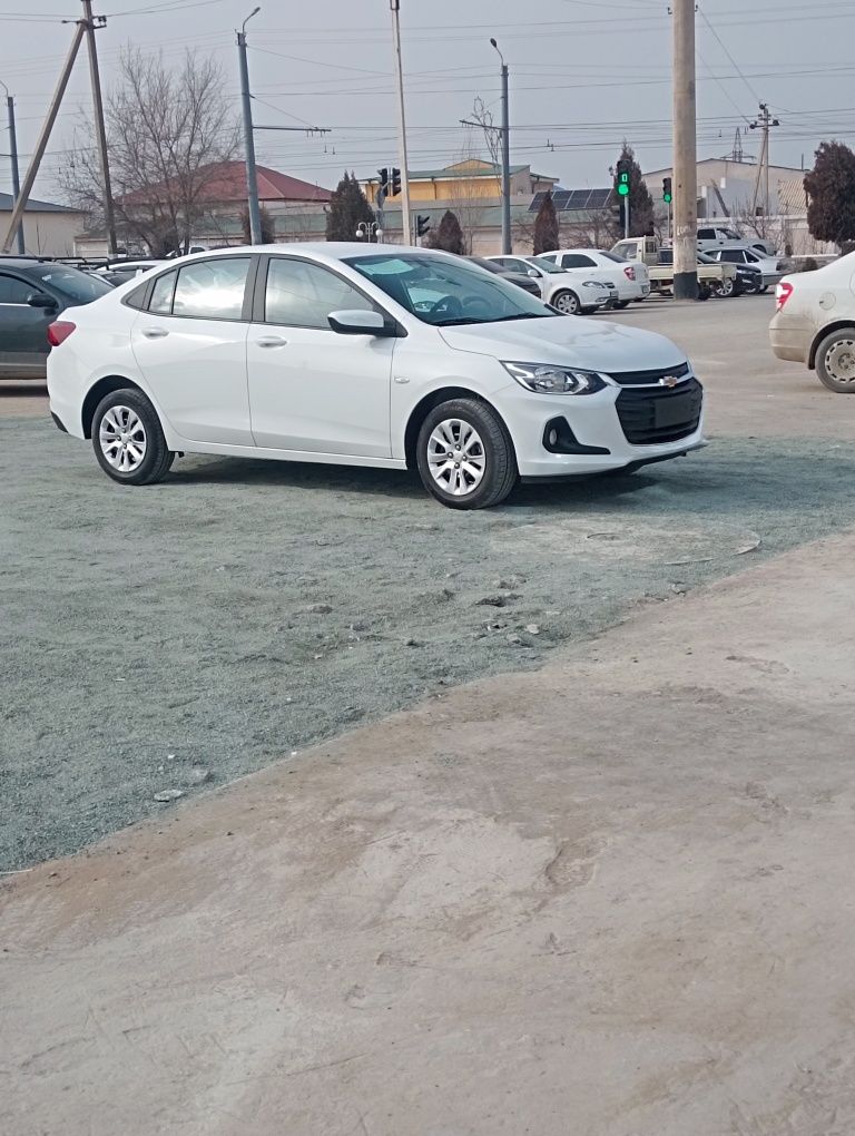 Chevrolet Onix 3 pozisiya