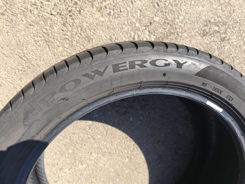 225/45/19" 2бр Pirelli powergy,dot1721,6mm