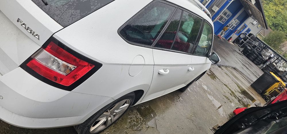 Rulou portbagaj Skoda Fabia 3 combi