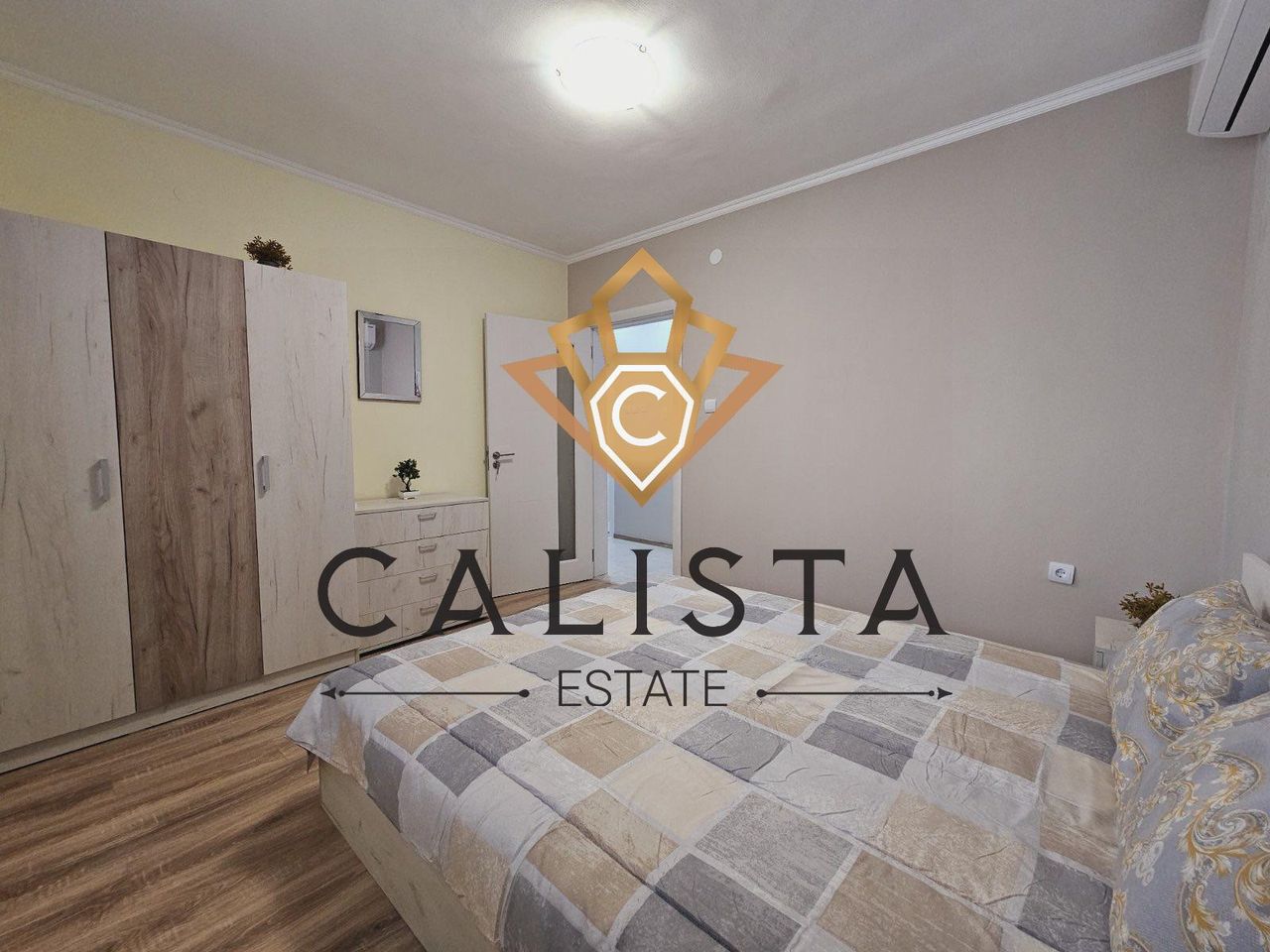 Дава се под наем Тристаен апартамент в Пловдив, Кючук Париж - 80 кв.м за 459 € - Снимка #4