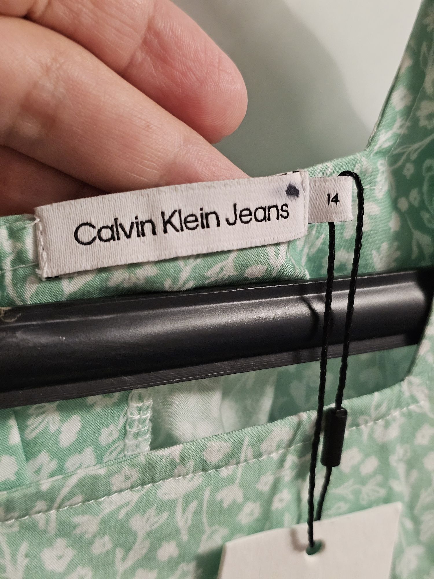 Нова лятна Рокля Calvin Klein Jeans XS/S