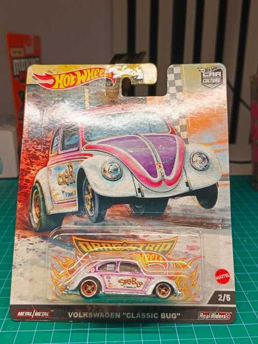 Hot Wheels Premium Volkswagen Classic Bug