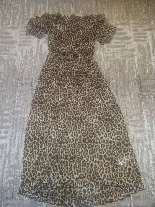 Рокля за лятотоо