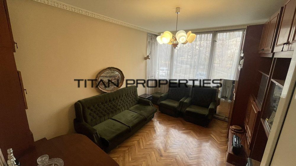 Продава се Двустаен апартамент в Бургас, Лазур - 72 кв.м за 2292 €/кв.м - Снимка #1