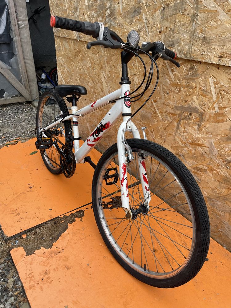 Bicicleta apollo TOKKO roti 24”