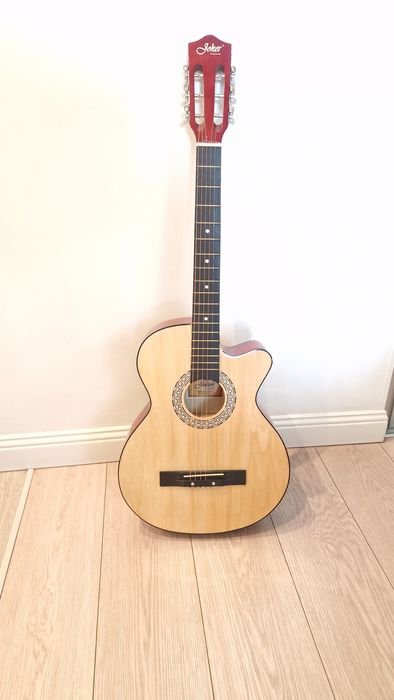 Гитара классическая.