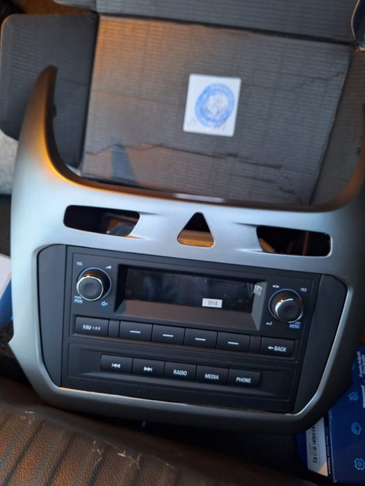 Магнитола с корпусом новая