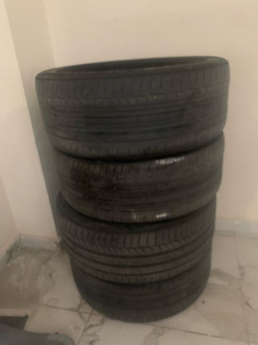 Автошины 235/45 R18 kontinental